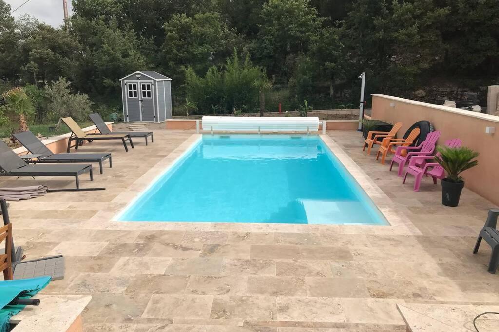 Logement Attenant A Une Villa T2 Avec Terrasse . Besse-sur-Issole Exterior foto